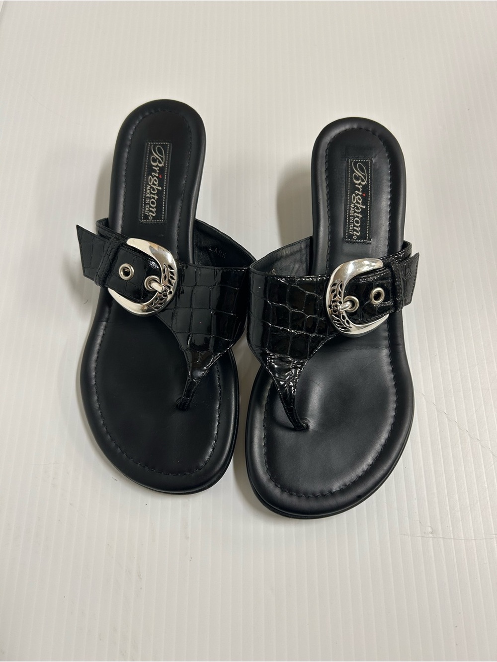 Brighton Lark Made In Italy Women’s Black Croc Embossed Leather Sandals 6.5M